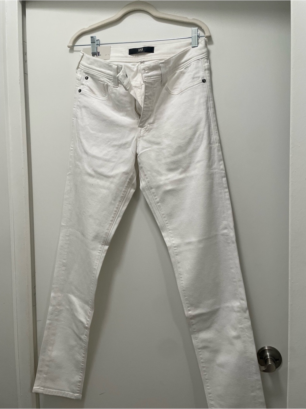 Men’s White Slim Straight Jeans